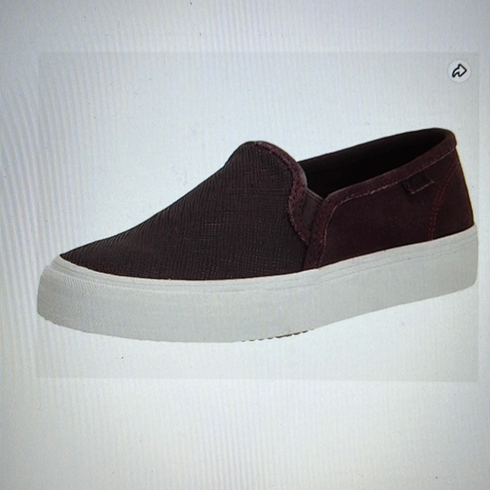 Meds Women’s Double Decker Perf Suede New Sneaker